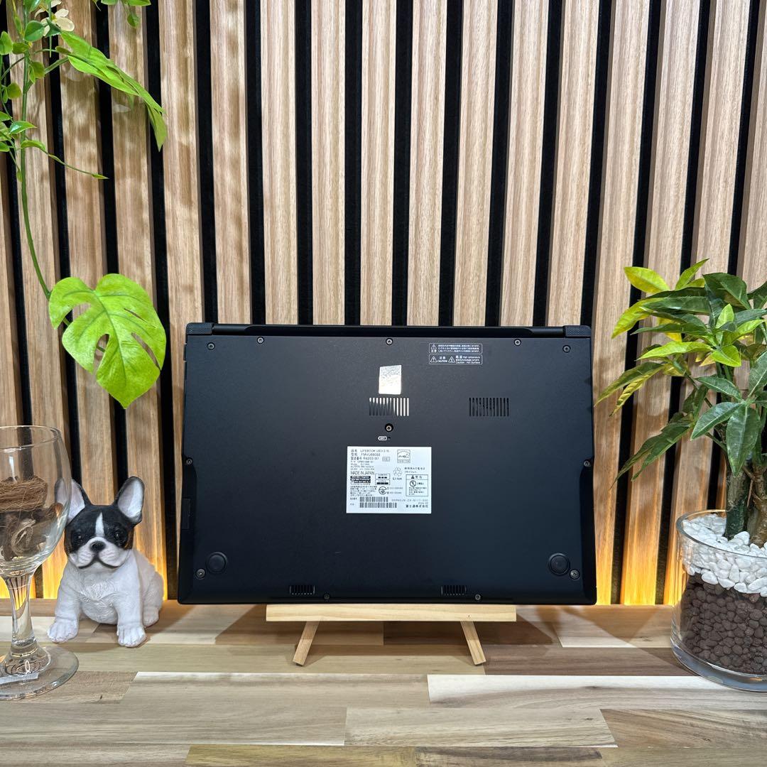 LTE 2023年モデル‼️LIFEBOOK☘13.3インチ☘️軽量ノートパソコン