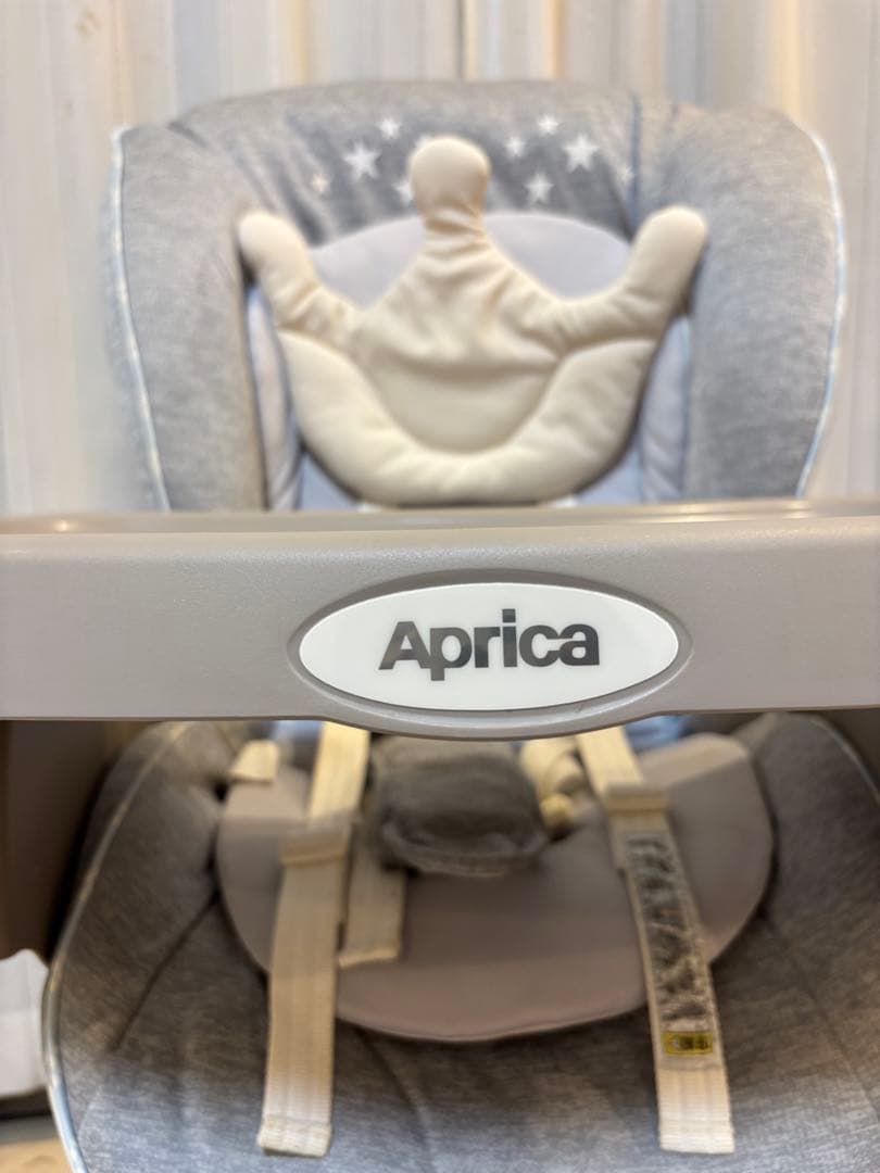 美品　アップリカ　ユラリズムスマート　ハイローチェア