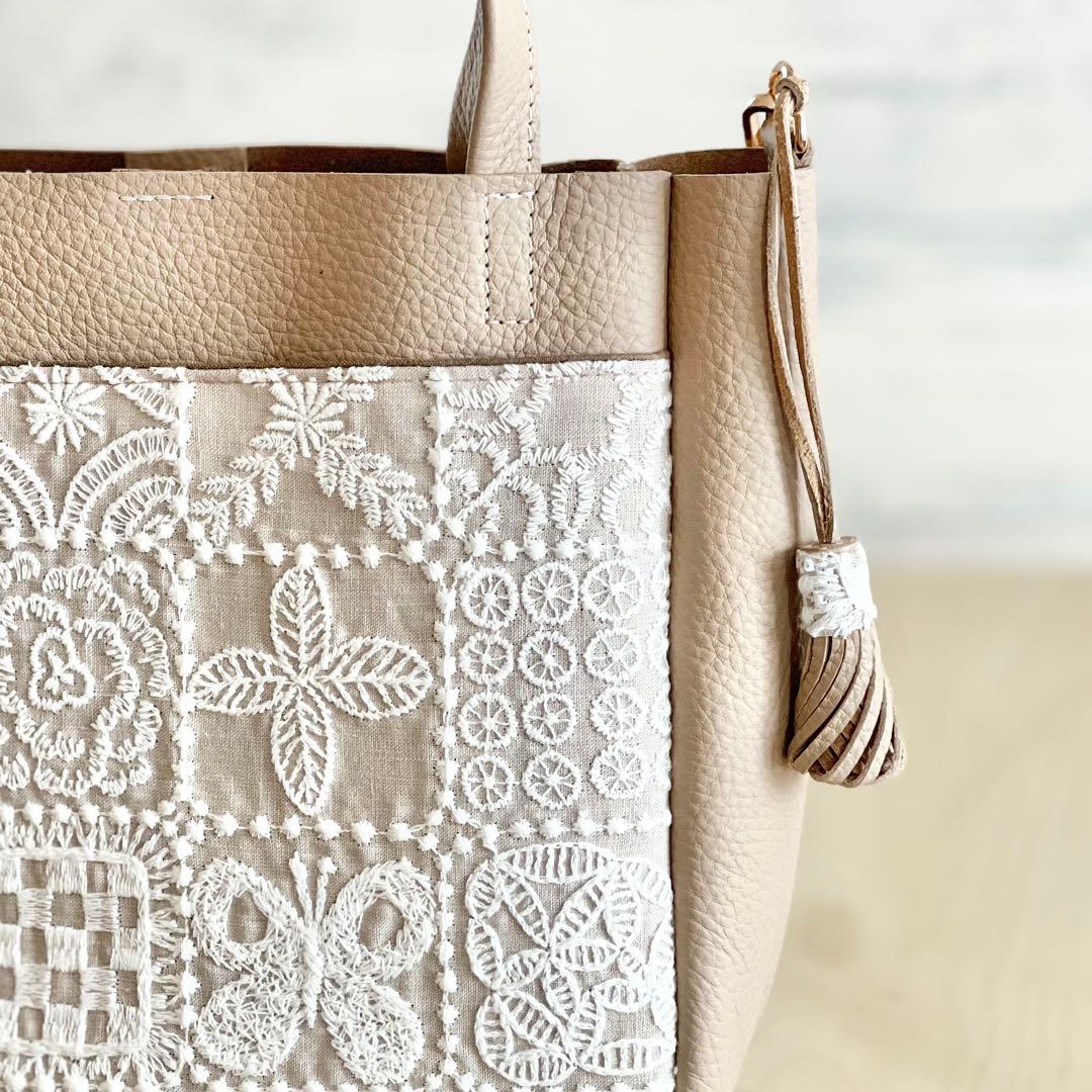 トート型本革ショルダーバッグ TB602-023