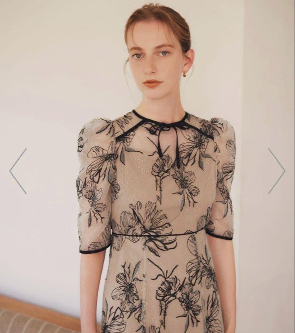 LEJA 花柄フロントバックリボンパフスリーブマーメイドロングワンピースドレス