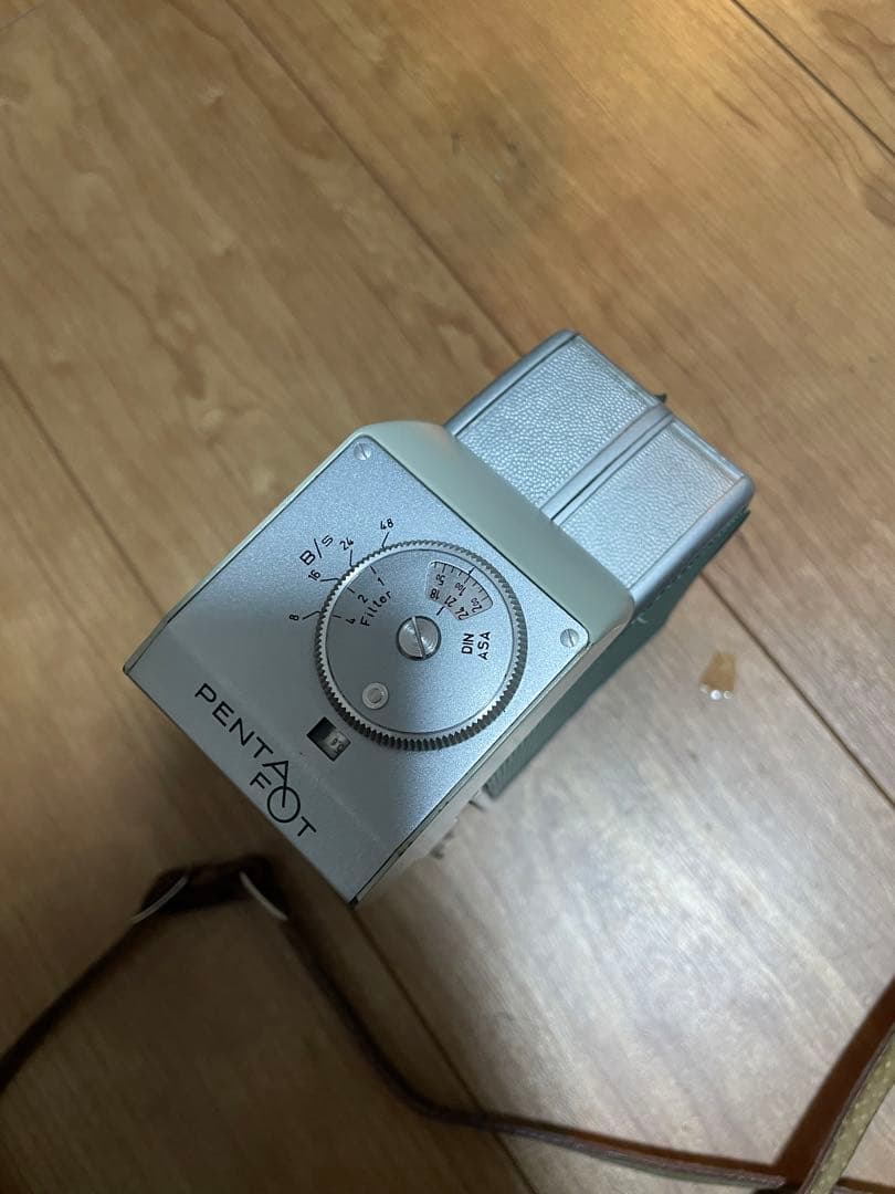 Pentacon Pentaka 8B 8mm ムービーカメラ