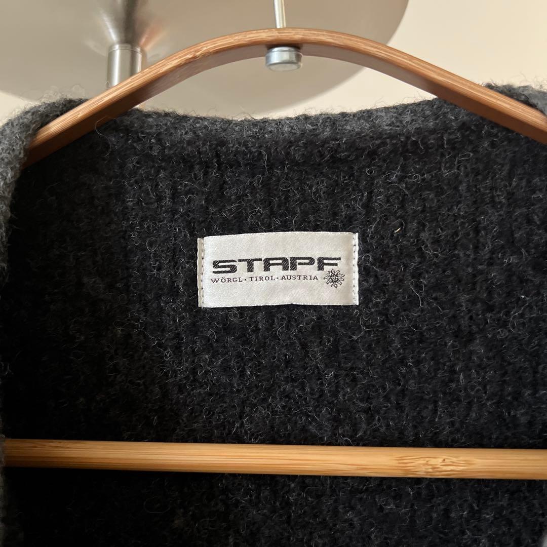 STAPF ウール混紡 ダークグレー ベスト　中古美品
