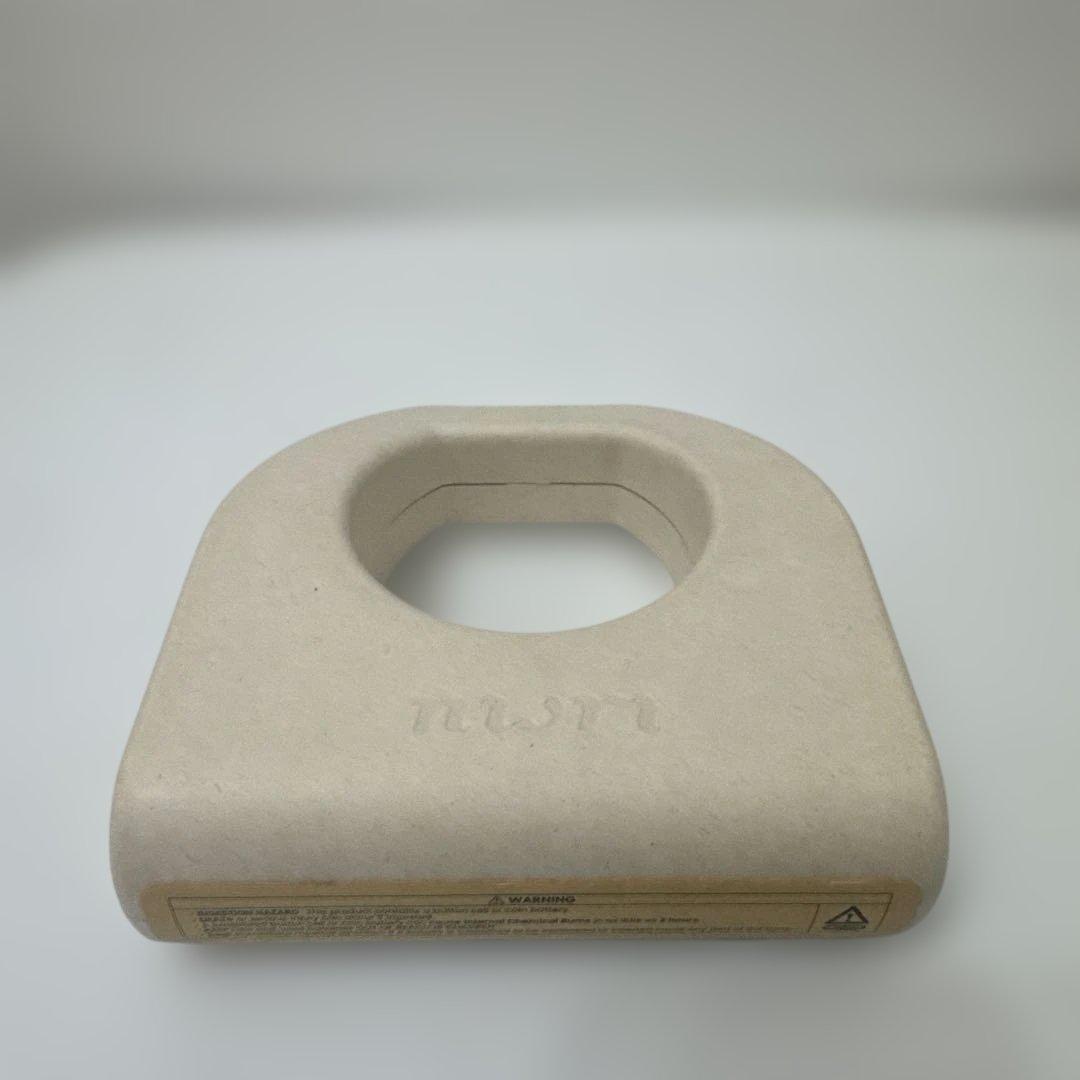 即日発送【お値下げ中】ワイヤレスイヤホン収納ケース付き　ほぼ新品