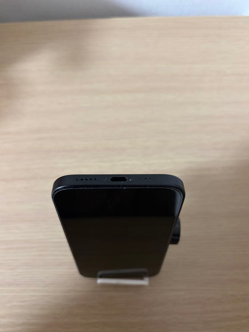 【美品、フィルム、ケース付き】iPhone 15 128GB ブラック　本体