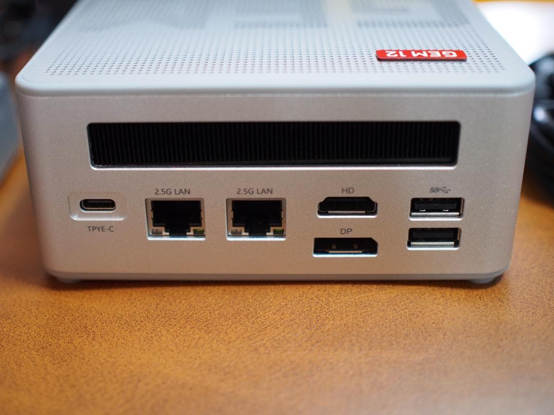 Ryzen7 8845HS OCULINK AOOSTAR GEM12 ジャンク