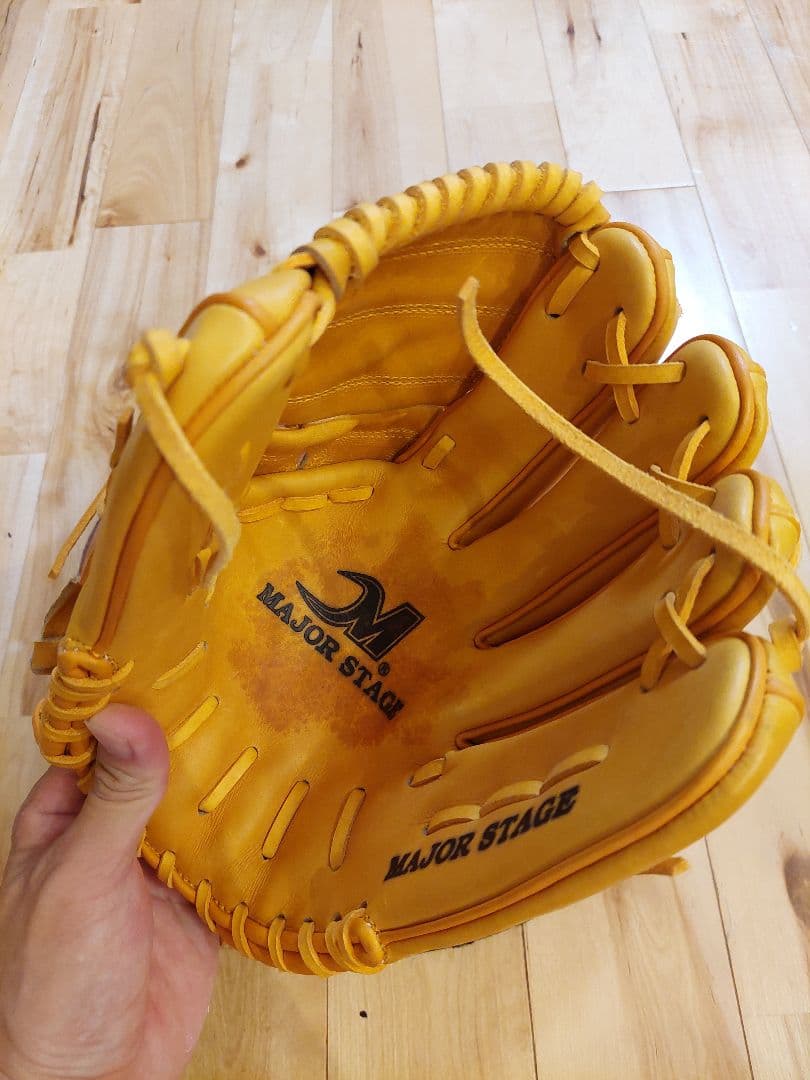 R*Y様 メジャーステージ　グローブ　硬式