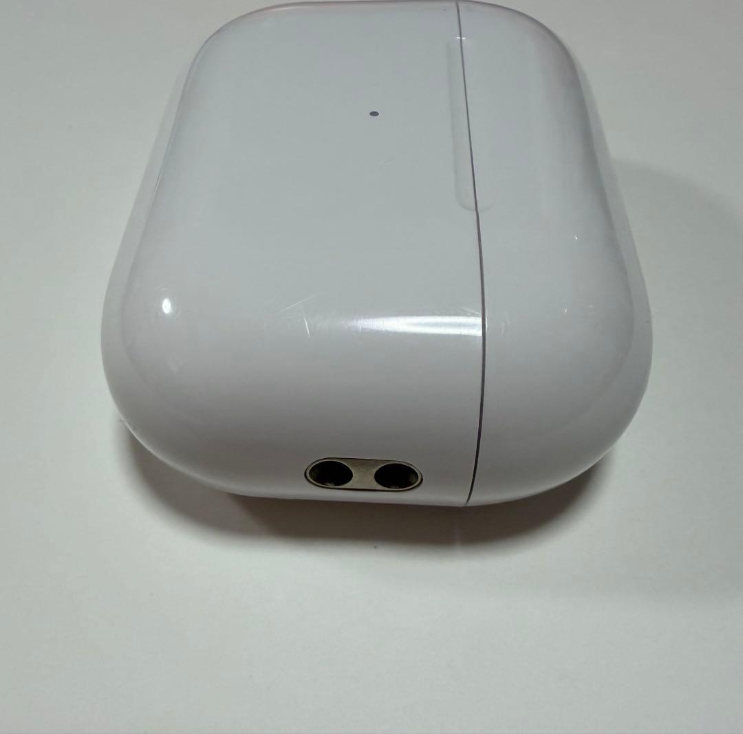 AirPods Pro 2世代 本体 USB-C充電 ケーブル＋ケース付き