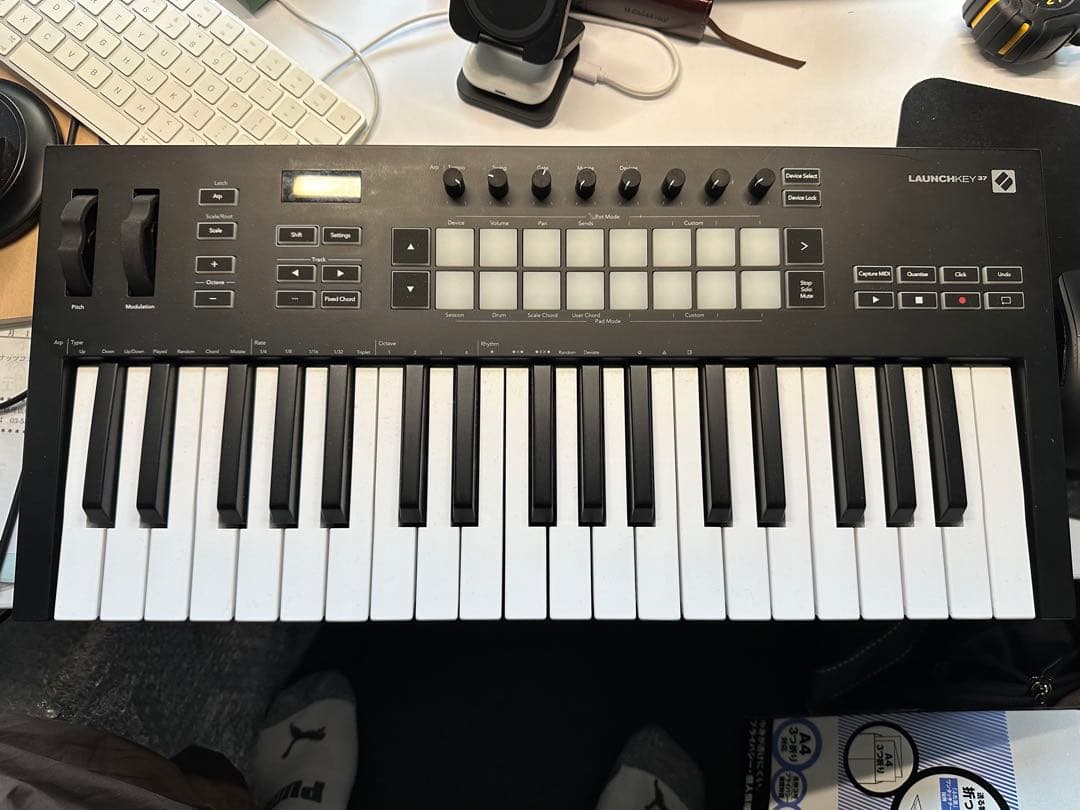 MIDIキーボード Launchkey MK3 37
