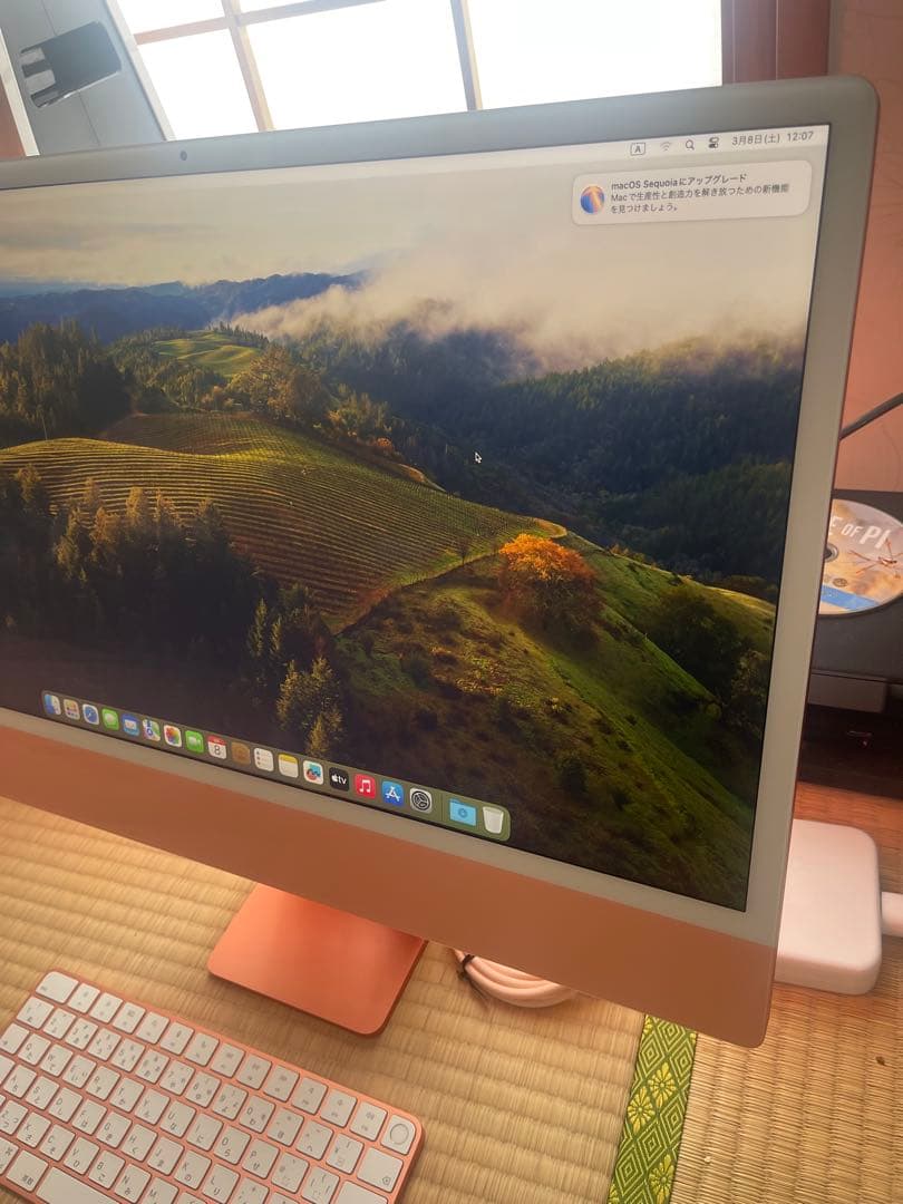 iMac 【M1 / 8コアGPU / 8GBメモリ/ 250GBSSD】