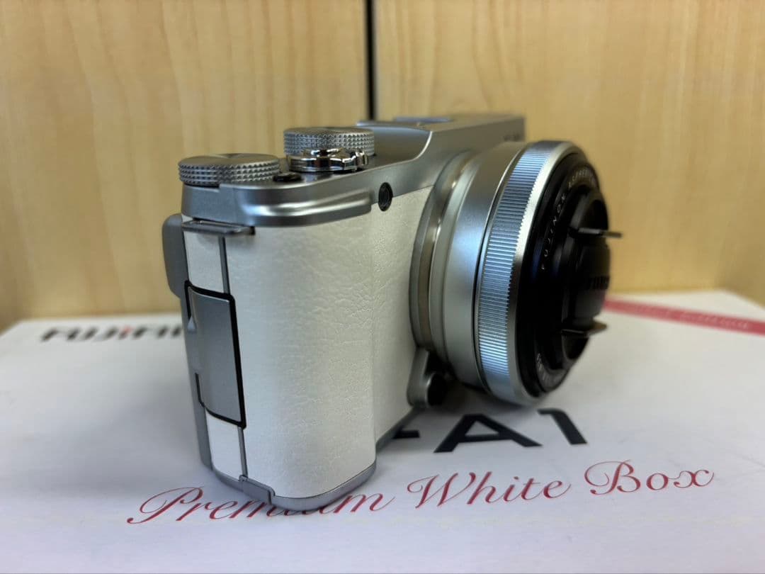 FUJIFILM X-A1 ミラーレスカメラ XC16‐50mmレンズセット