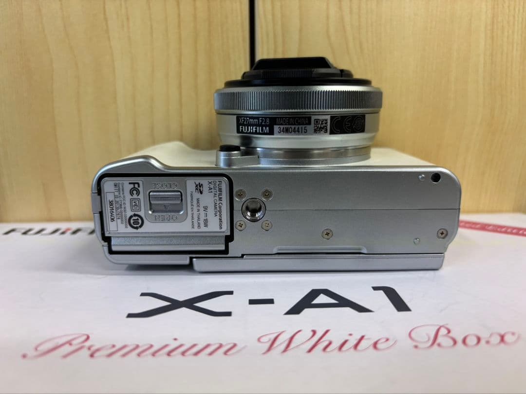 FUJIFILM X-A1 ミラーレスカメラ XC16‐50mmレンズセット