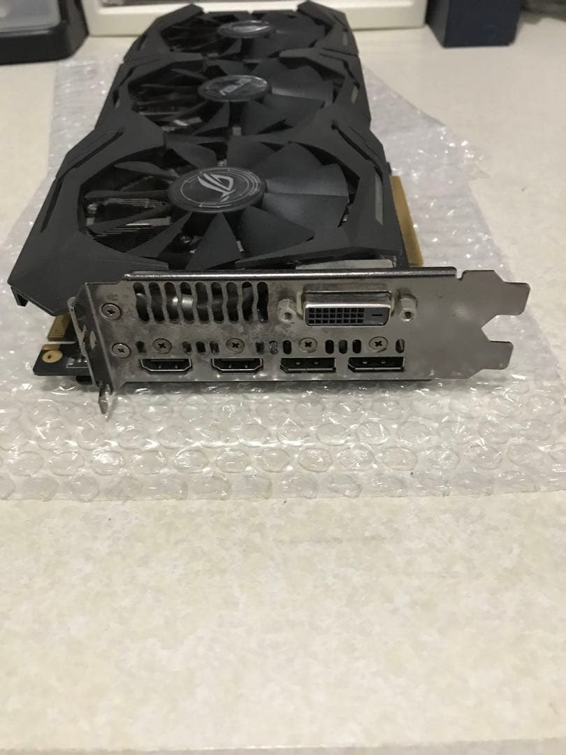 グラフィックボード・グラボ・ビデオカード ASUS ROG STRIX GTX1070 (1)