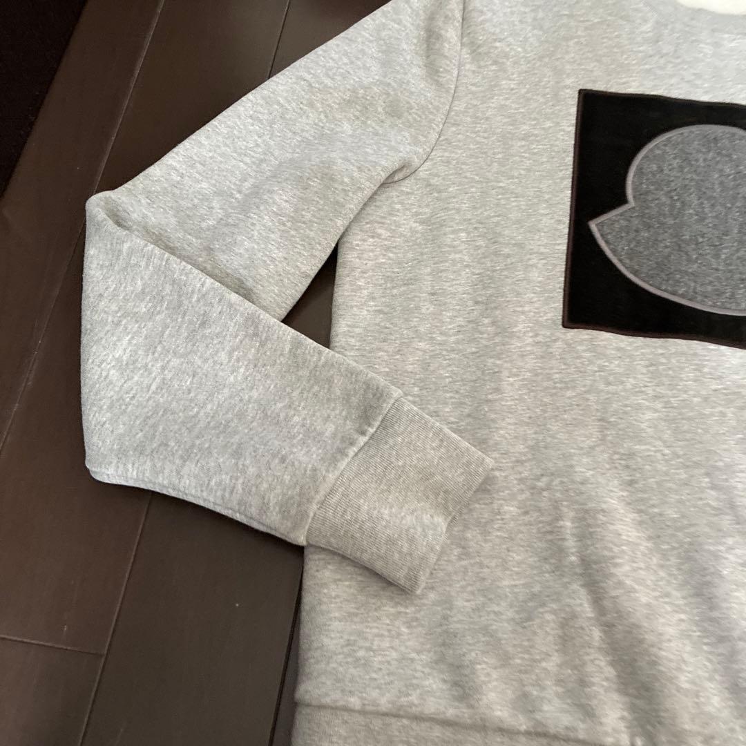 最終値下げ　新品同様　美品　モンクレーム　トレーナー　スエット　S〜Ｍ　グレー
