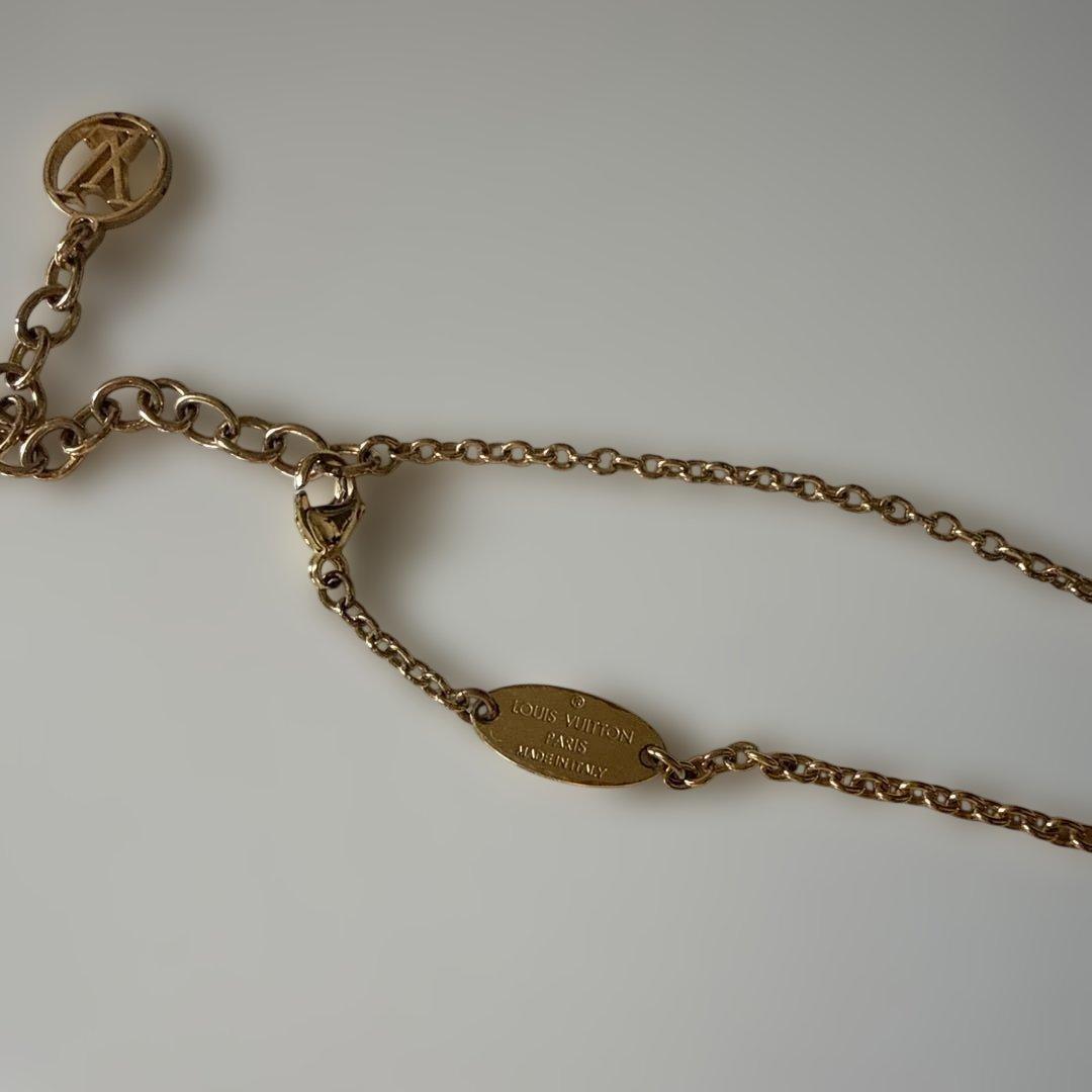 LOUIS VUITTON ネックレス エセンシャルV