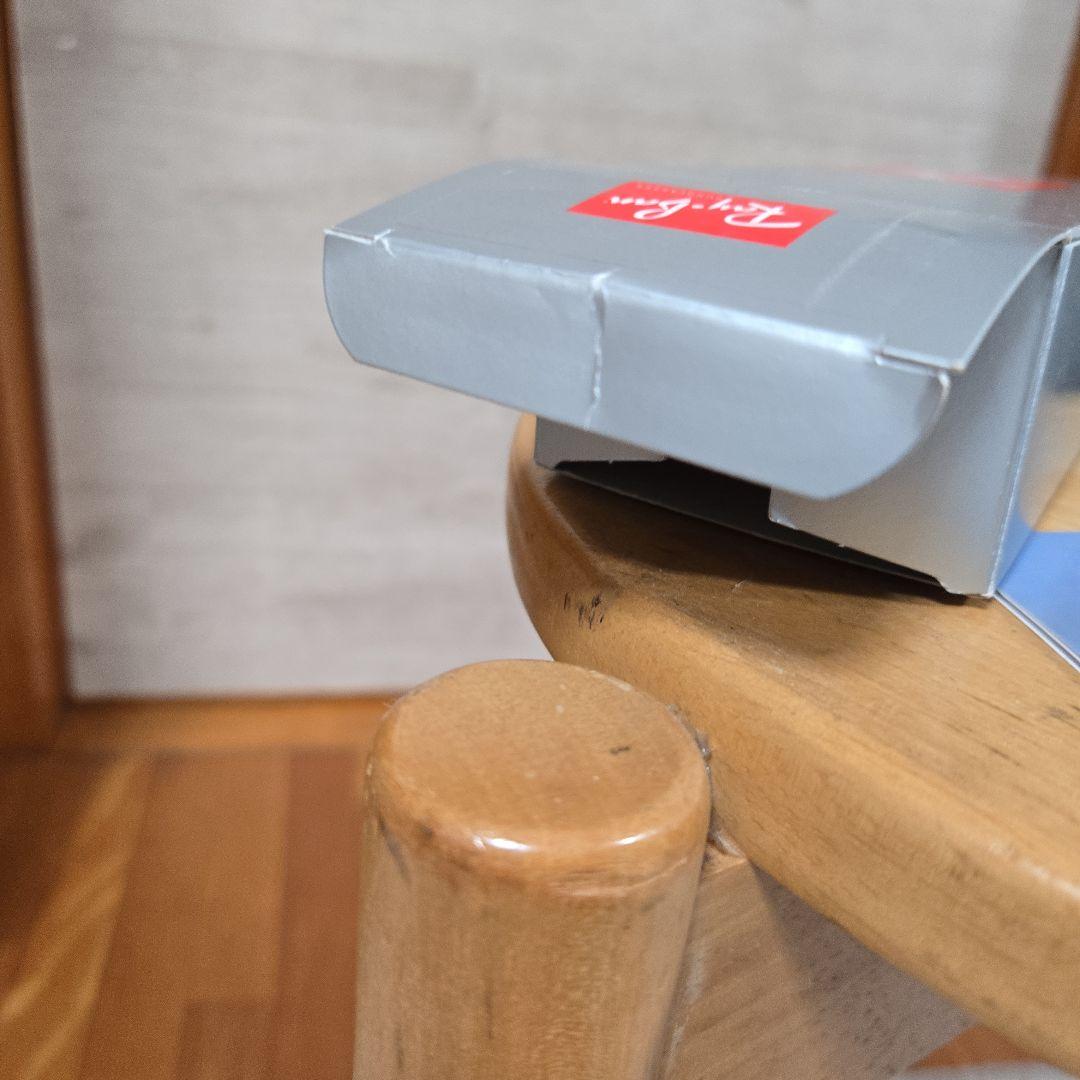 やま　レイバンサングラス エリカメタル　調光レンズ