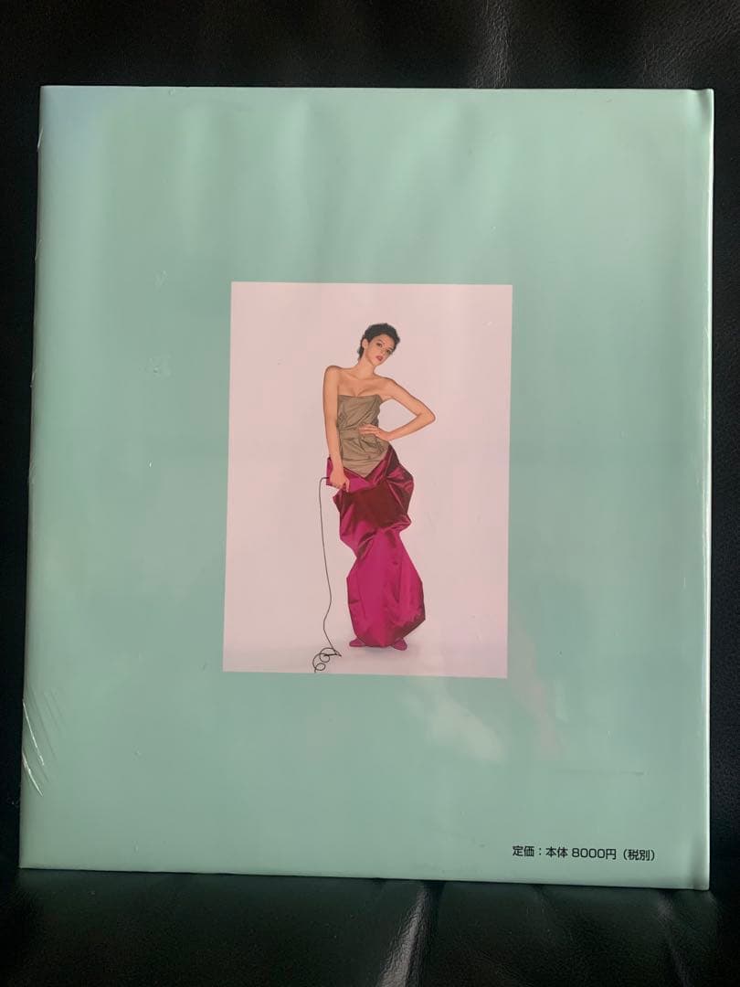 【未開封：ハードカバー】ヴィヴィアンウエストウッド　アートブック　写真集