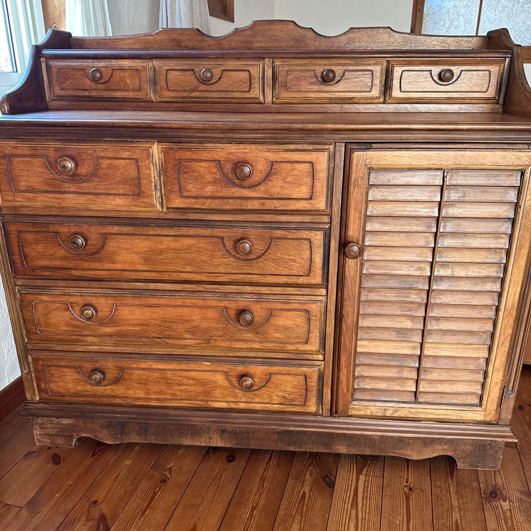 【最終お値下げです】木製アンティーク　チェスト