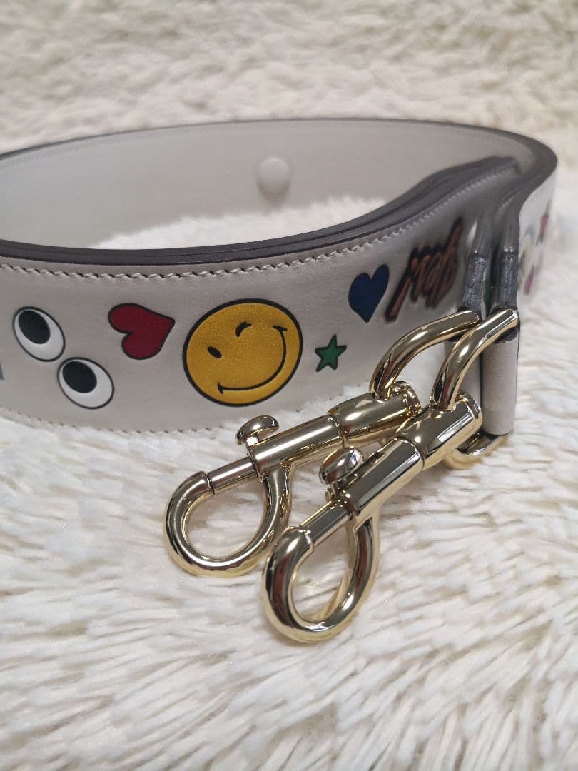 【美品】 Anya Hindmarch ショルダーストラップ マルチパッチ
