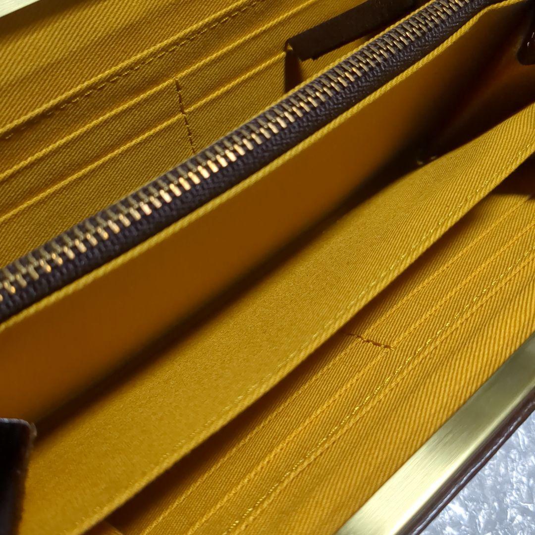 新品未使用 本革 がま口 長財布 フォルナ ドット柄型押し チョコカラー