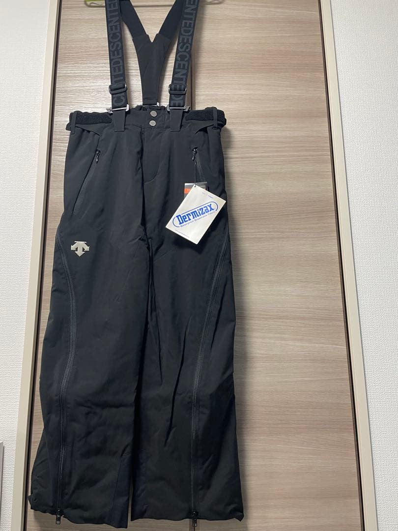 初売り価格デサントDermizax ブラック スキーウェア 定価39600円