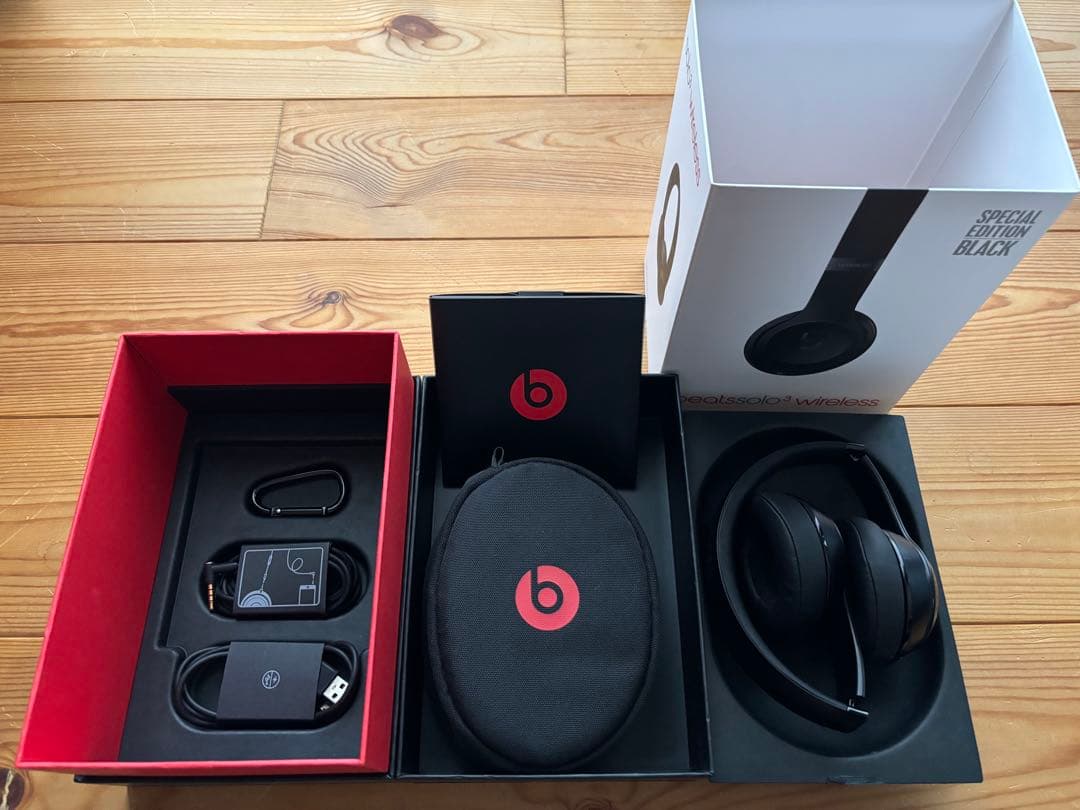 s*1様 beats solo3 wireless BLACK