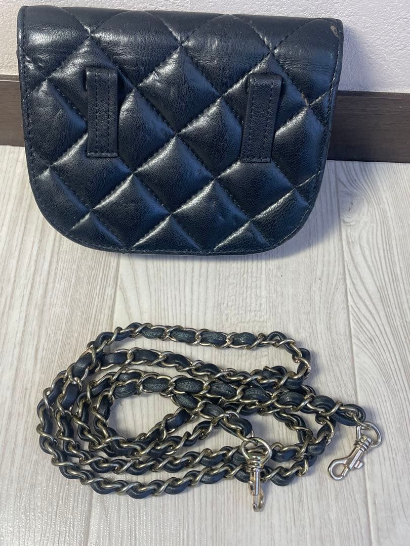 CHANEL キルティング ショルダーバッグ　マトラッセ チェーンショルダー