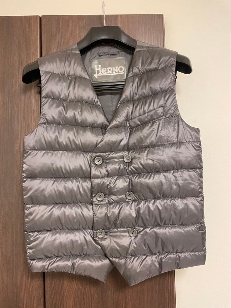 ☆HERNO☆ダウンベスト★グレー ダブルブレスト　size 48 ヘルノ