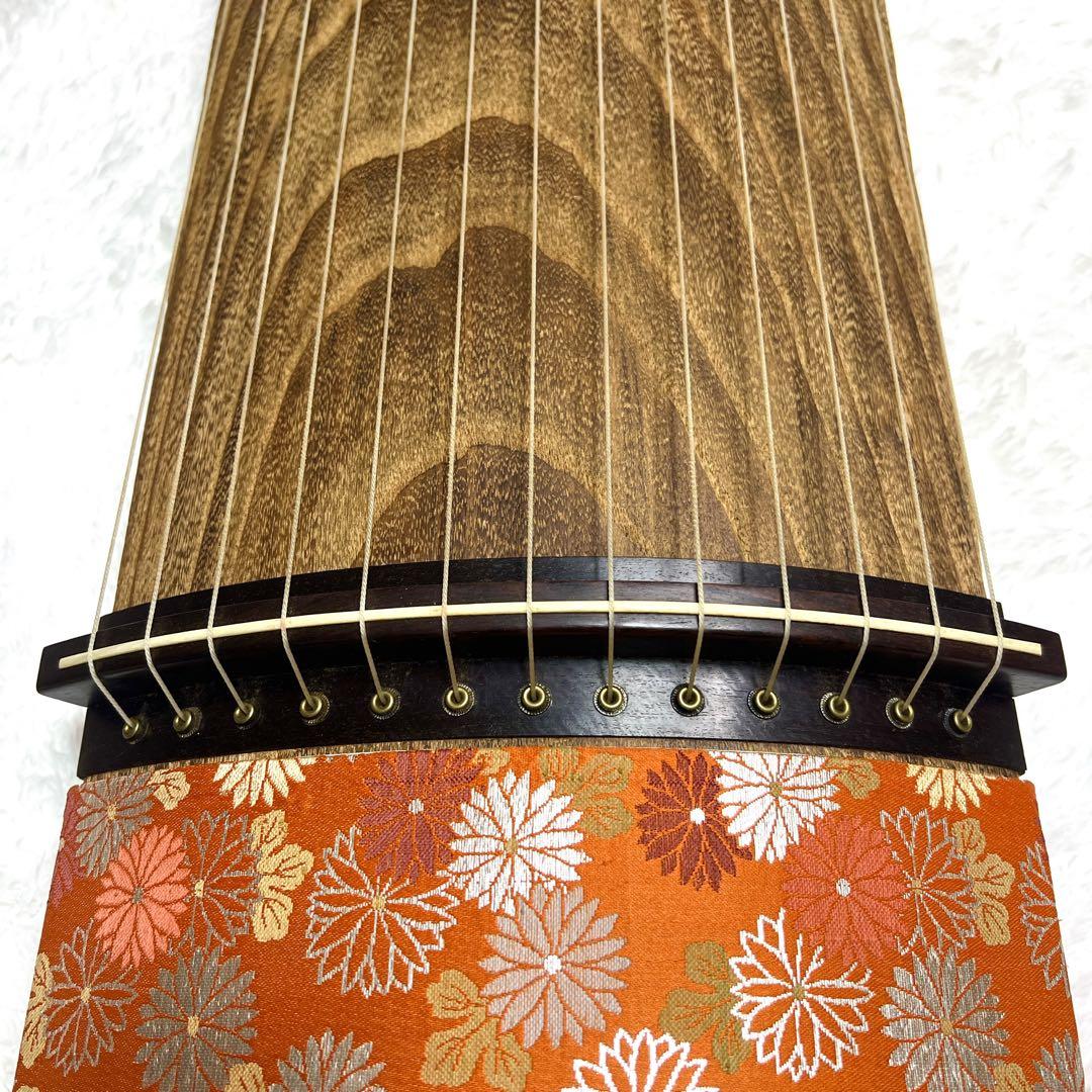 み*ぃ様 【付属品あり】十三弦 お琴 桐材 練習用 琴柱 油単付 ゆたん 13弦