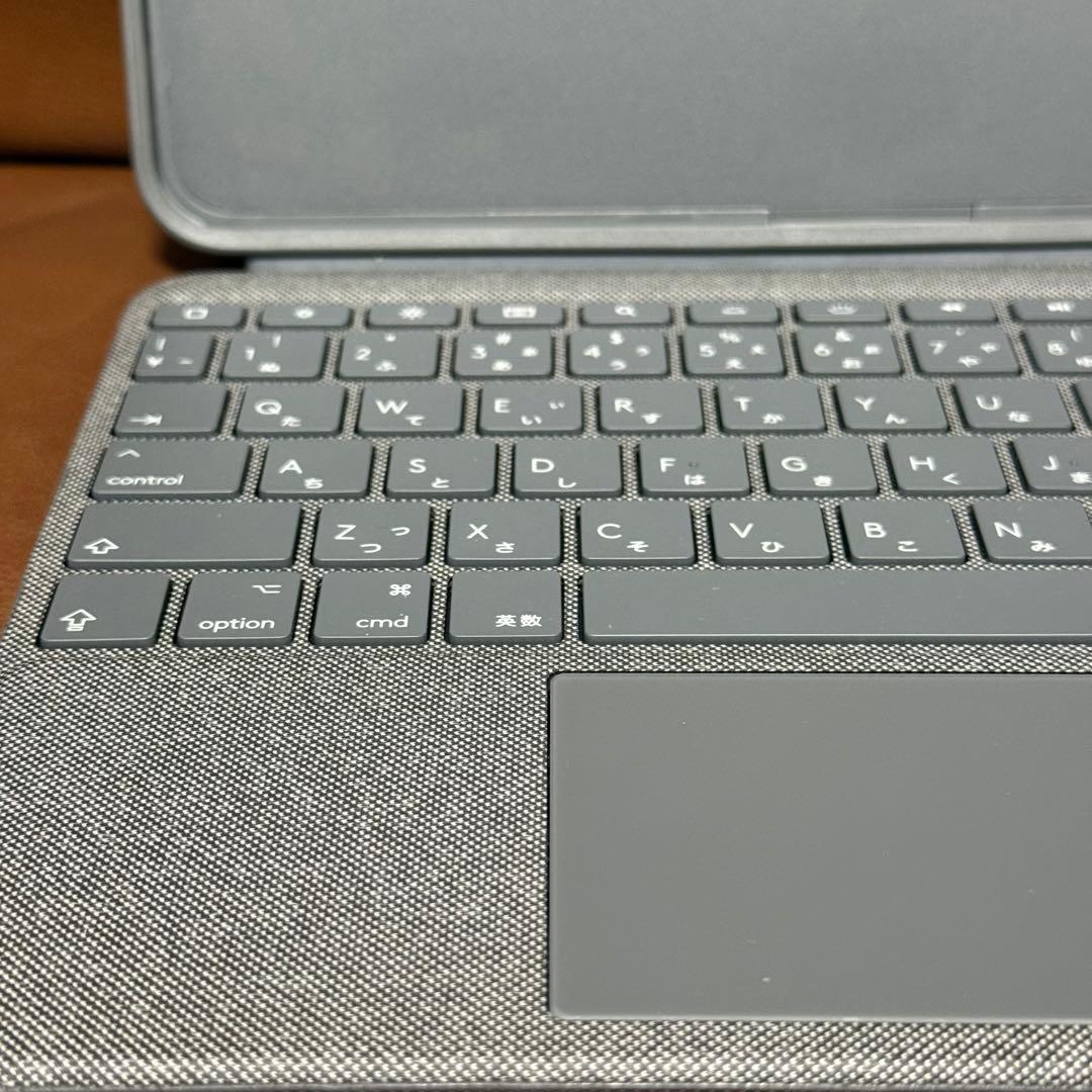 C*9様 【美品】Logicool COMBO TOUCH iPad Air ケ