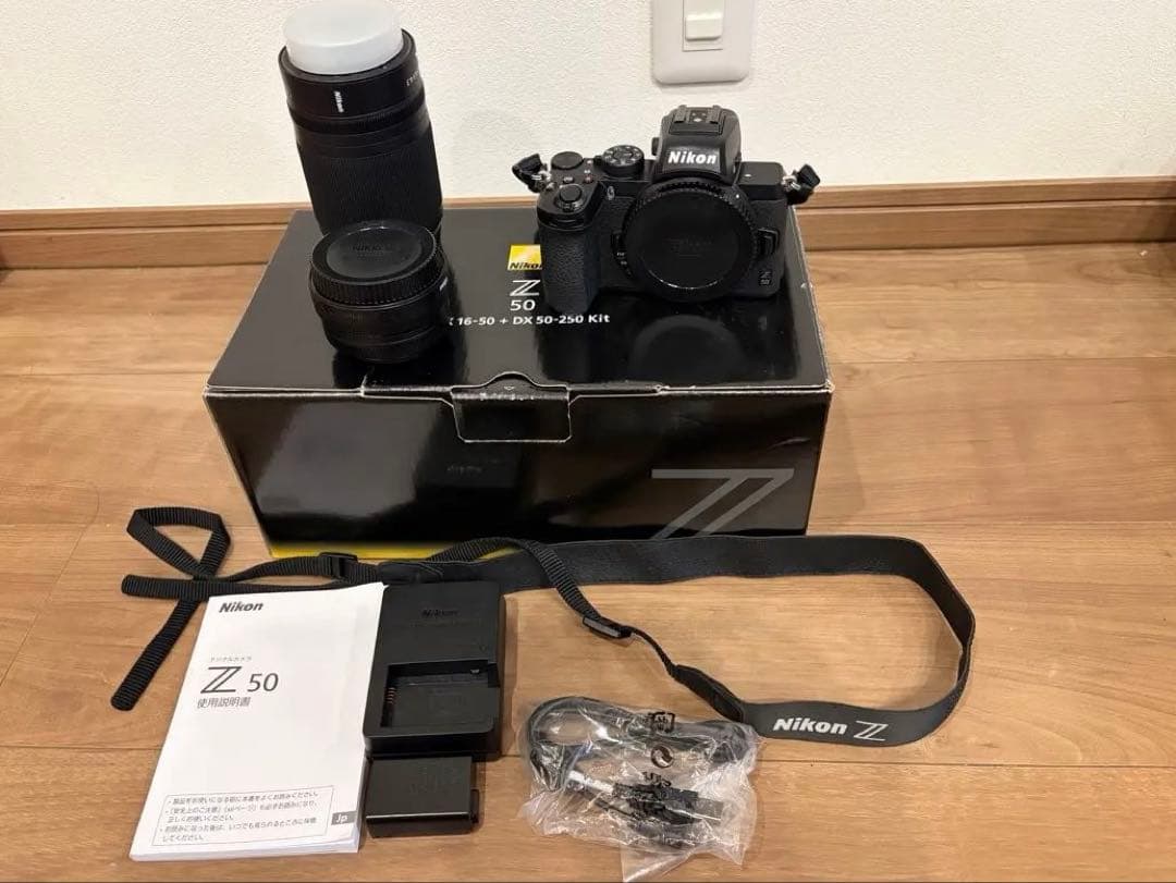 Nikon Z50 ダブルズームキット（ブラック）ミラーレス一眼カメラ