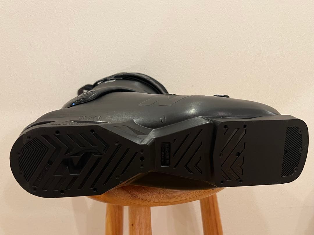 値下げ！Nordica DOBERMANNスキーブーツ 25.5cm