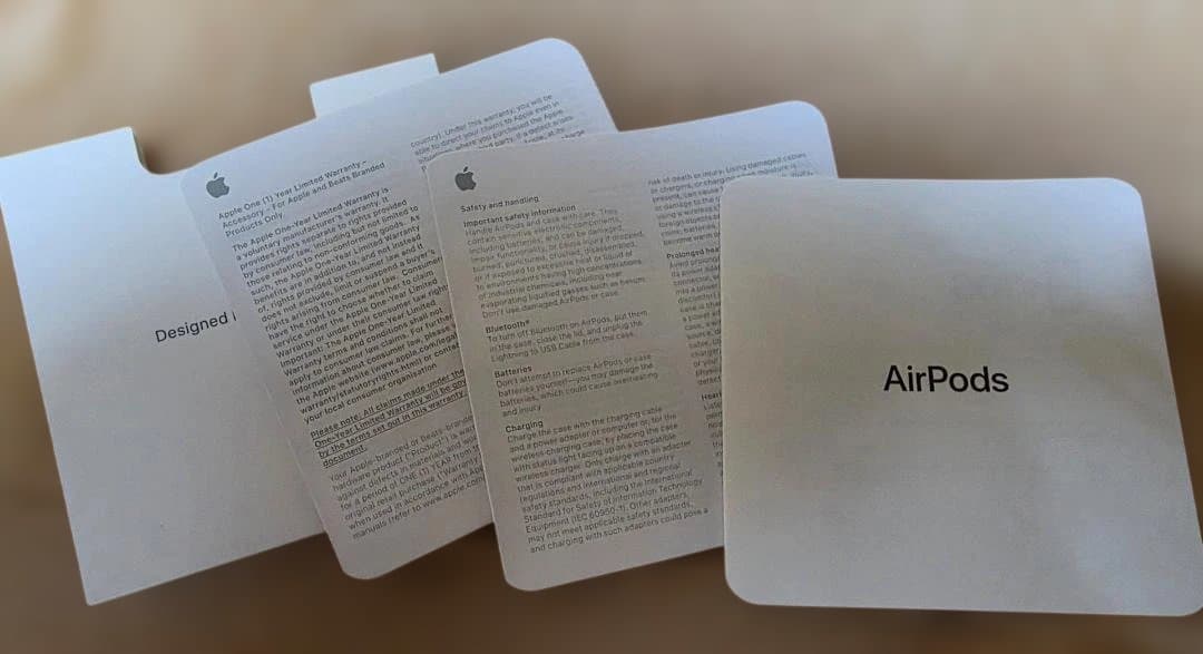 AirPods 本体 充電ケース付き