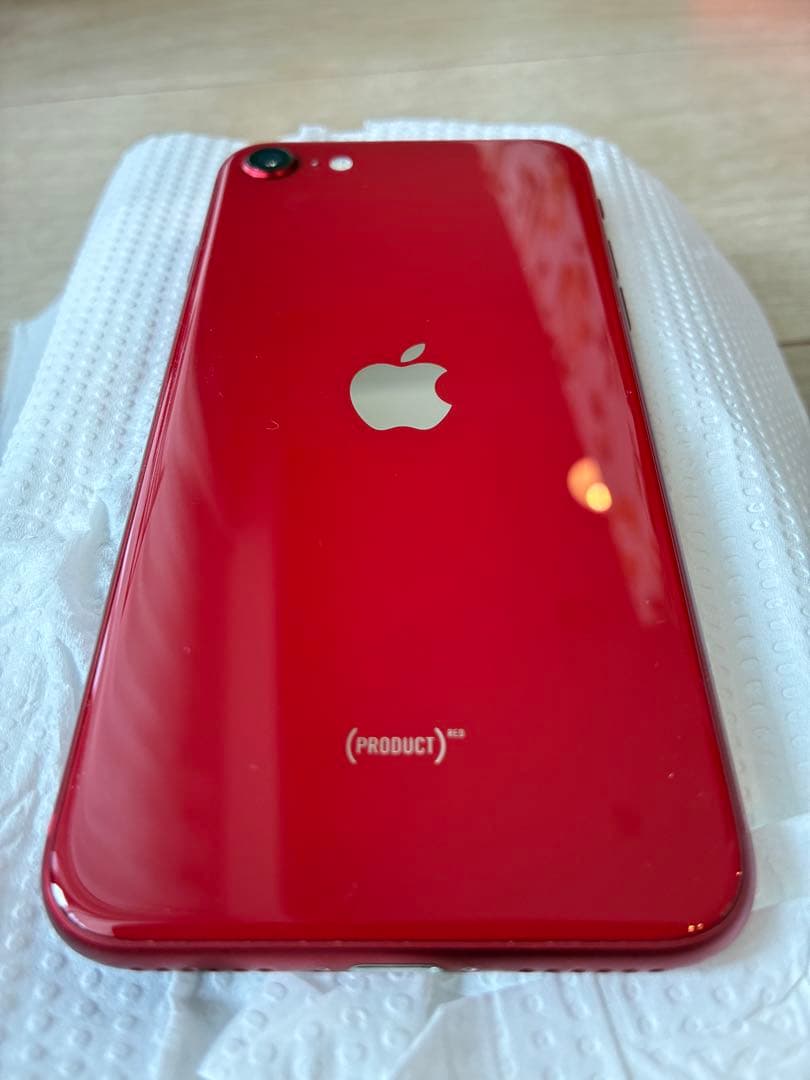 iPhone SE第3世代 64GB レッド