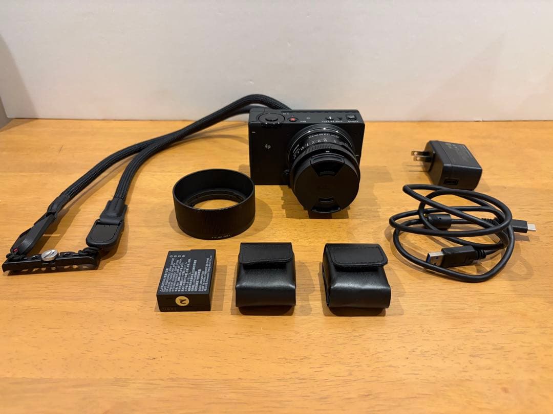 SIGMA fp 45mm f2.8 DG DN レンズキット　おまけ付き