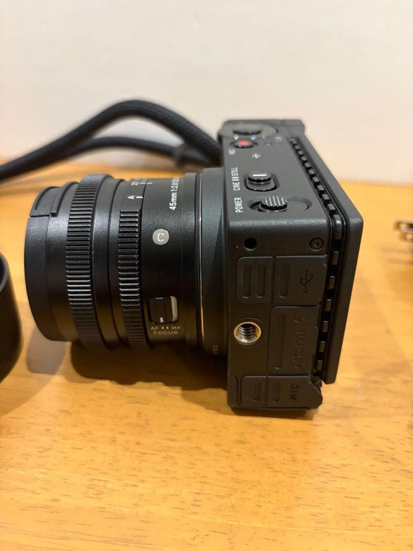 SIGMA fp 45mm f2.8 DG DN レンズキット　おまけ付き