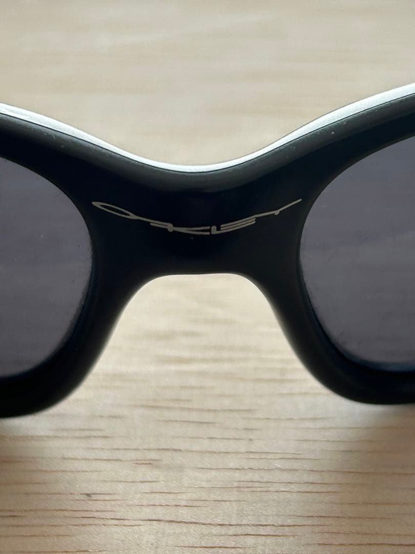 OAKLEY オークリー　USA製サングラス　ブラック　レンズ劣化あり