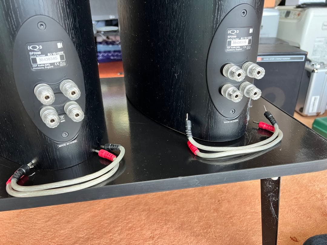 黒 スピーカー ブックシェルフ型