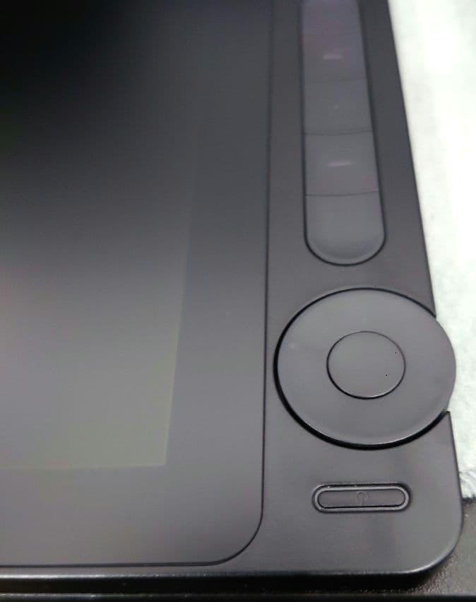 HUION 液タブ Kamvas 13（Gen 3） 13型 スタンド付き 黒