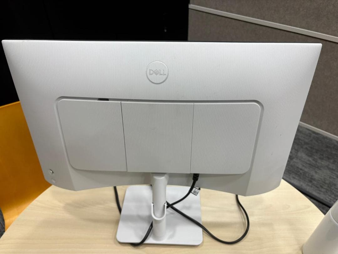 ディスプレイ・モニター本体 Dell Monitor 24