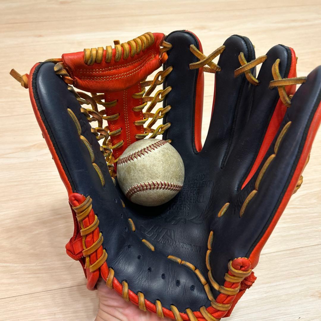 軟式外野手用坂口選手モデル