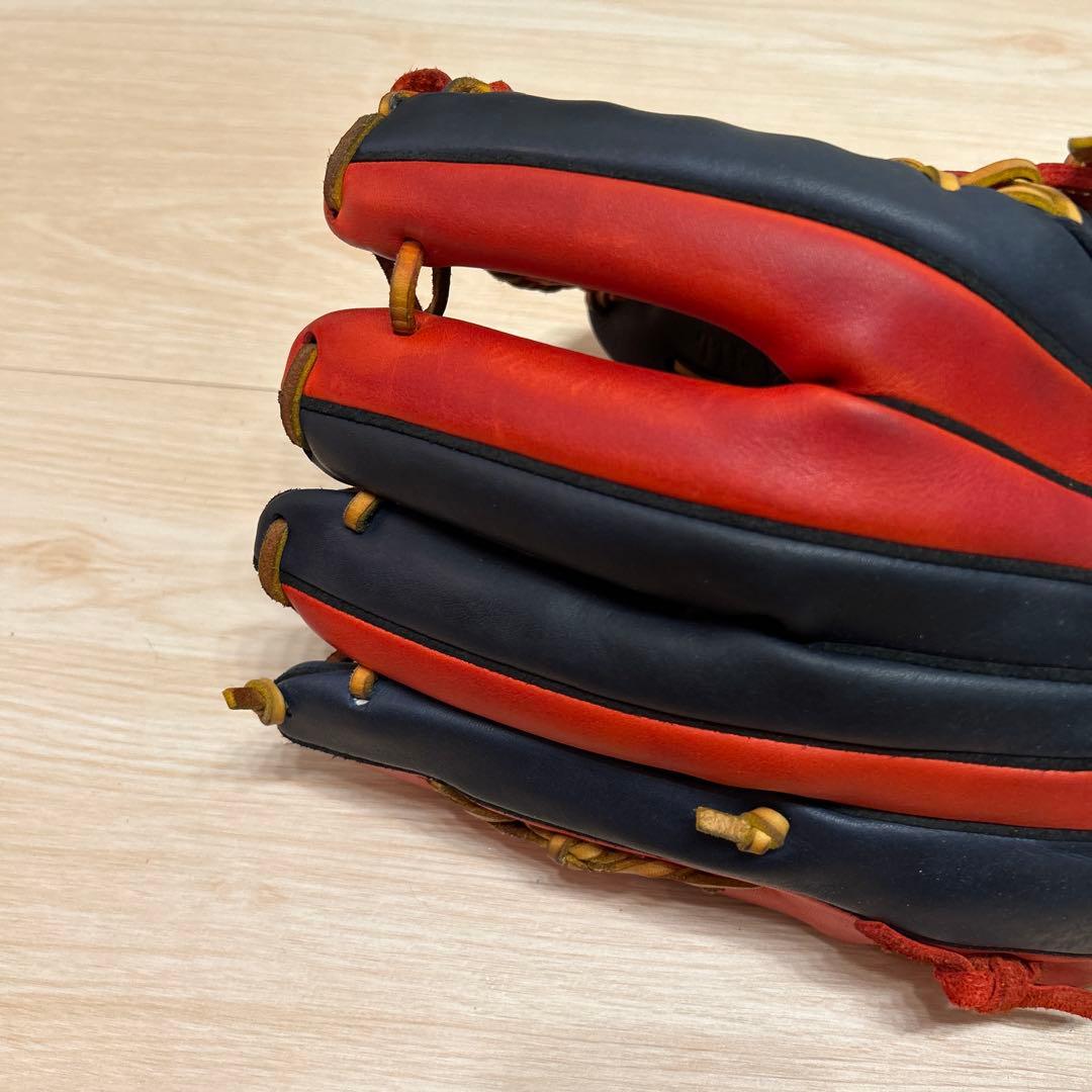 軟式外野手用坂口選手モデル