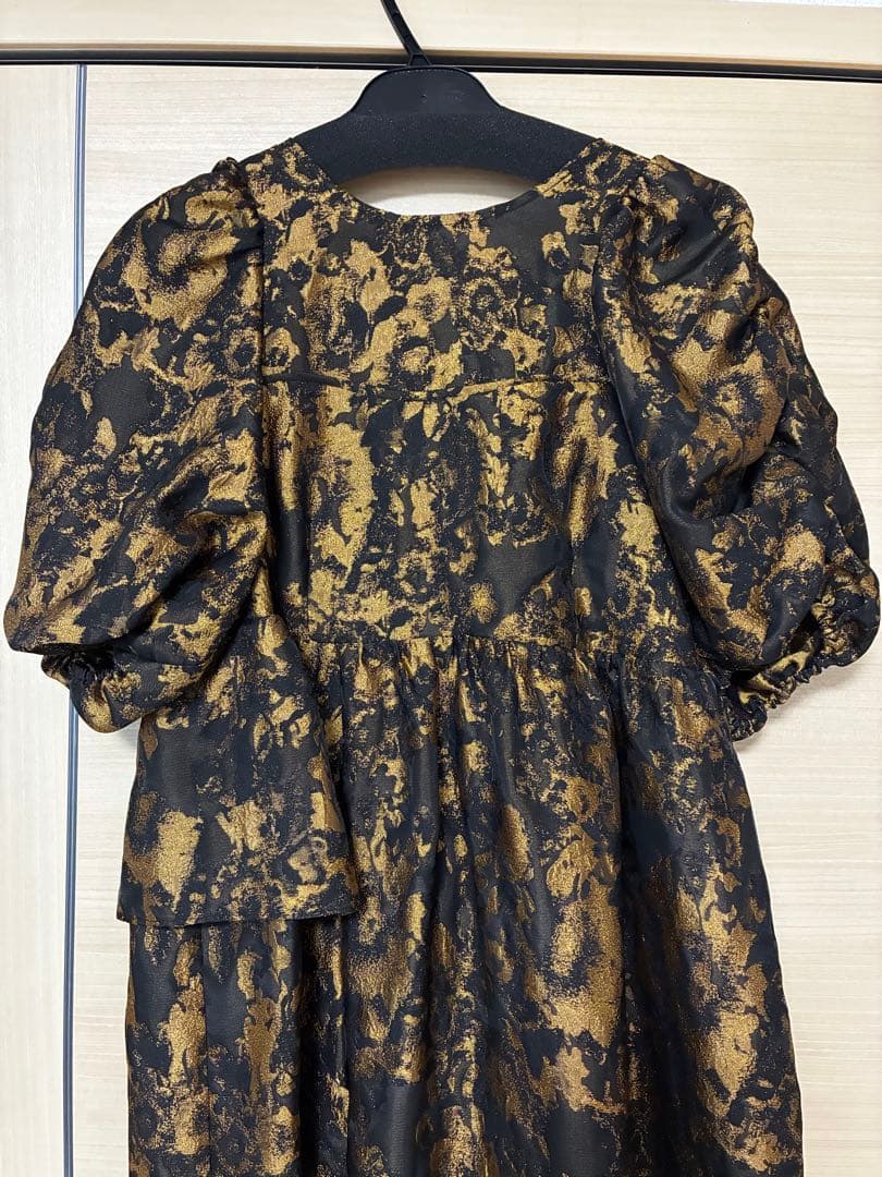 ANDRESDバブルスリーブジャガードドレス ブロンズ