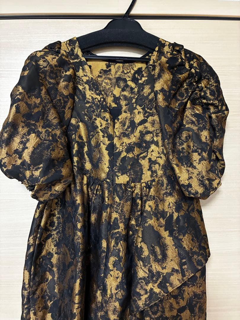 ANDRESDバブルスリーブジャガードドレス ブロンズ