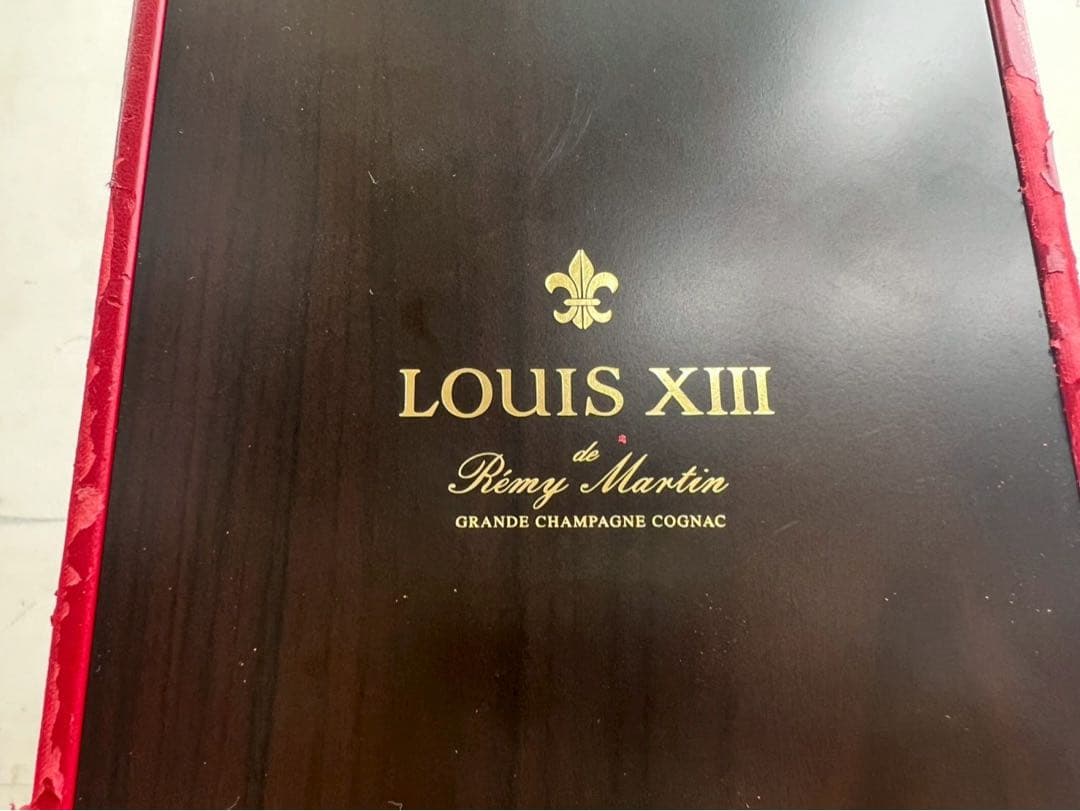 TG213☆LOUIS XIII ☆ルイ13世 ☆バカラ空瓶 ☆観音開き☆箱付き
