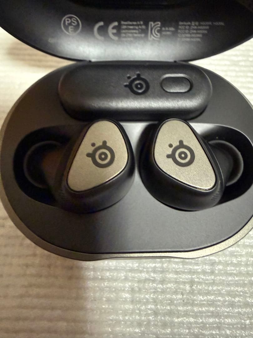 SteelSeries ゲーミングワイヤレスイヤホン ブラック