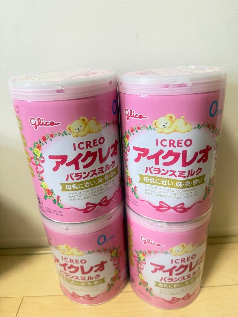 専用グリコ アイクレオ バランスミルク 400g4つ二つ缶がちょっと凹みあります