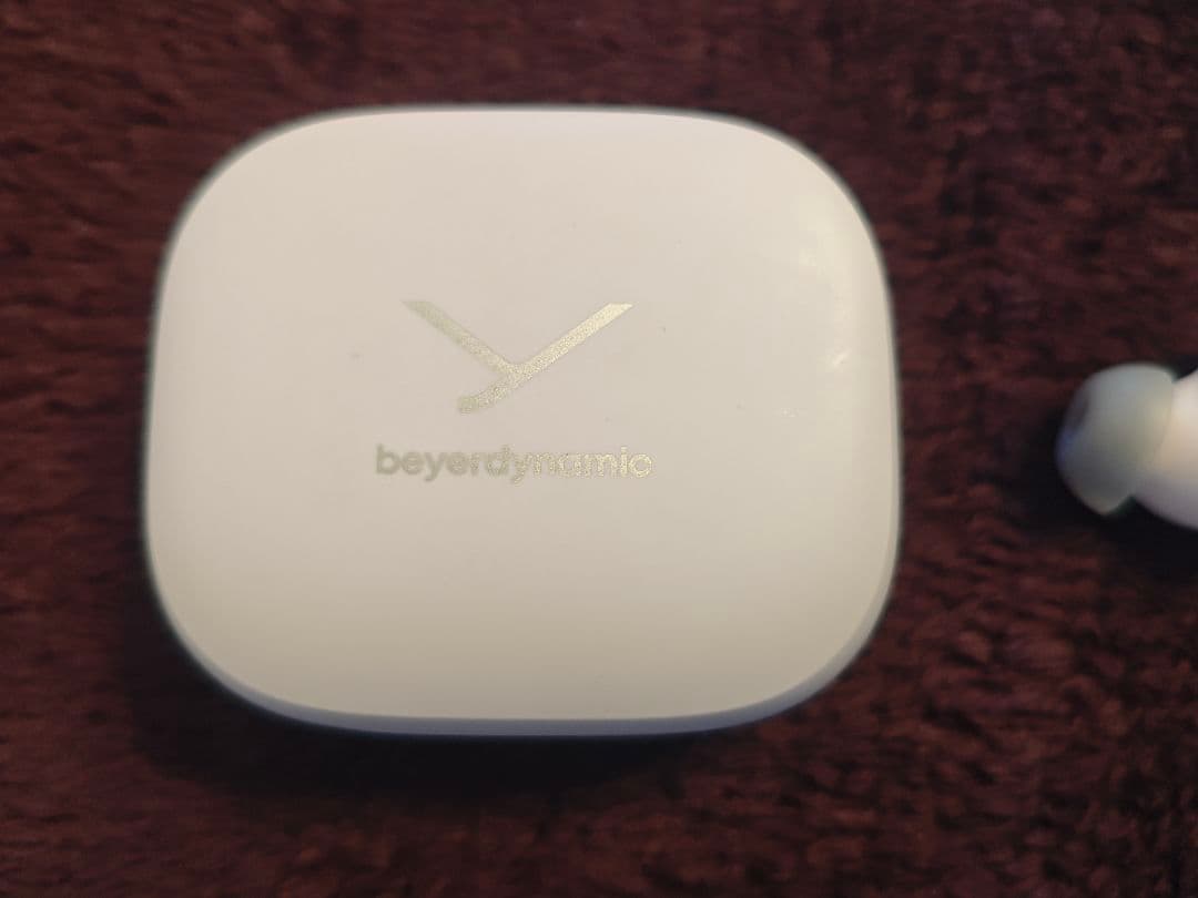 beyerdynamic AMIRON 300 ケース付き