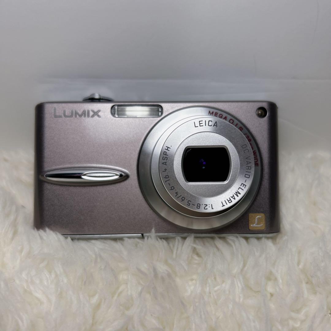 【極美品】Panasonic LUMIX DMC-FX30 デジタルカメラ