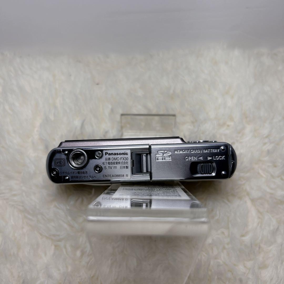 【極美品】Panasonic LUMIX DMC-FX30 デジタルカメラ