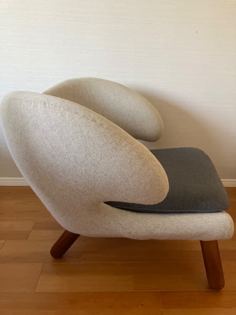 フィンユール　ペリカンチェア　リプロダクト　北欧　ソファ
